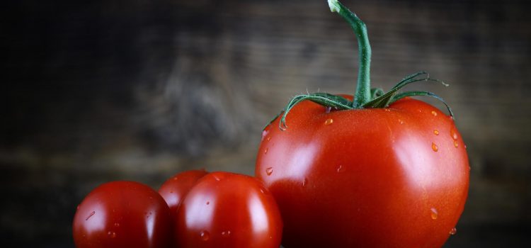 Découvrez Des Avantages Secrets « Santé » De La Tomate - CorpsFiit