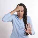 Mal de tête - Comment Traiter Le Mal de Crâne Avec 17 Remèdes Maison (contre la migraine)